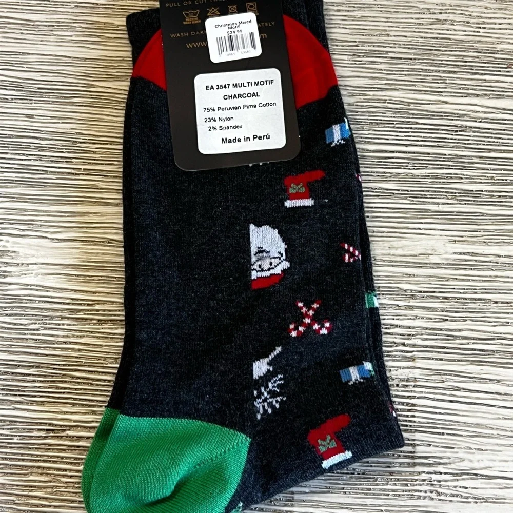 🆕 Festive Black Socks with Green Heel